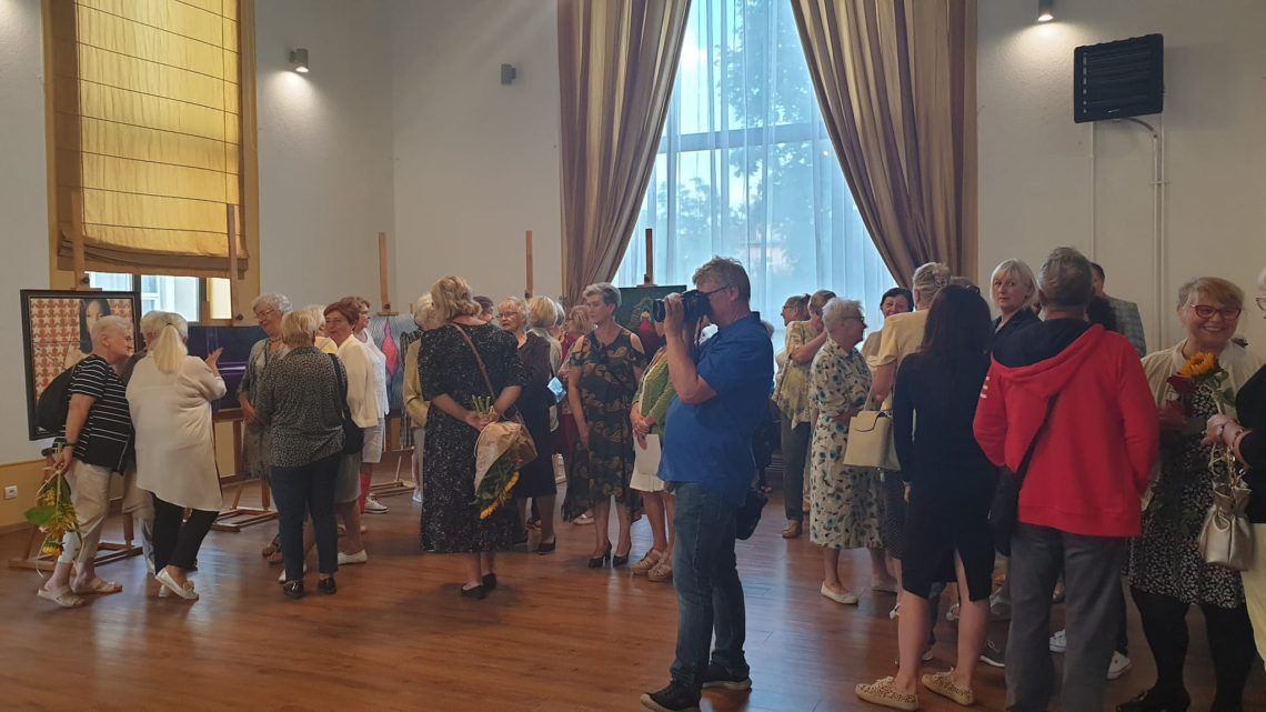 Inny wymiar barw – relacja z wernisażu